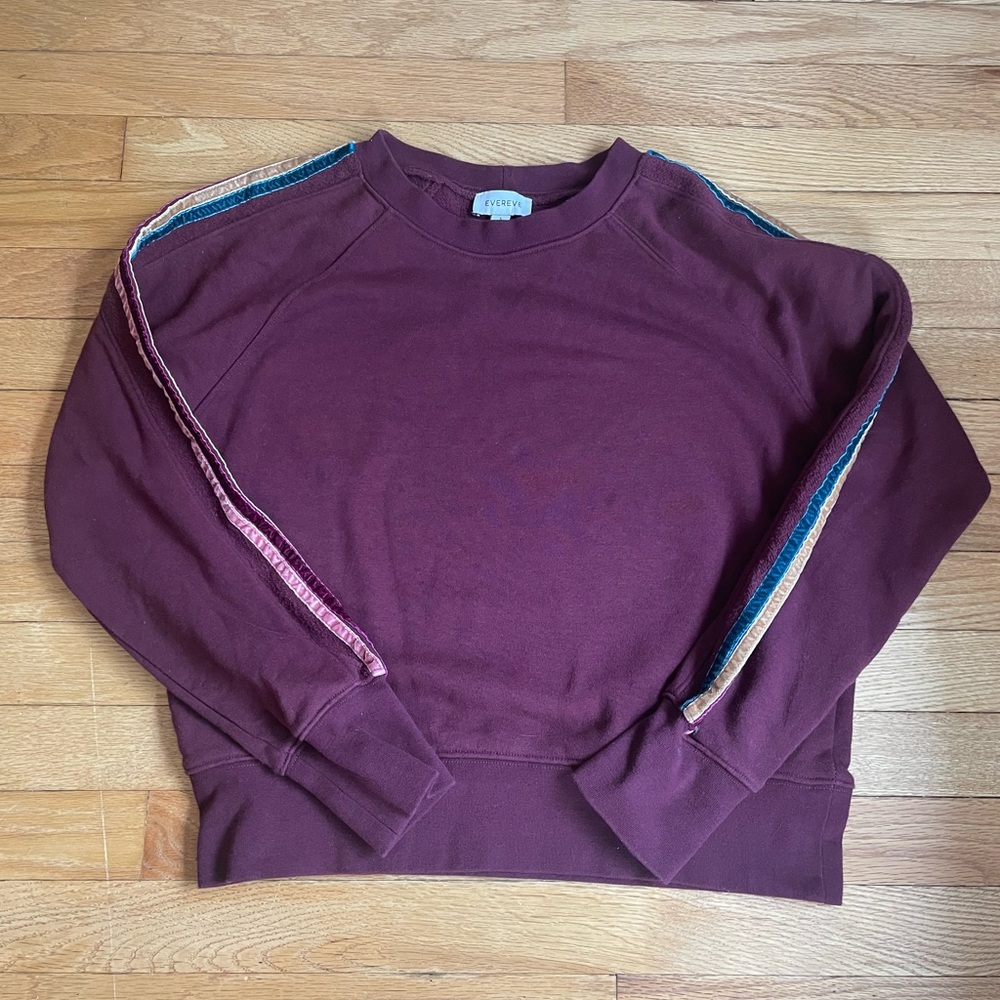 Evereve Burgundy Sweatshirt with Multicolor Stripes